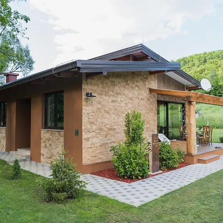 Mali Wimbledon Σπίτι διακοπών Visoko