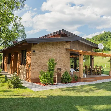 Mali Wimbledon Holiday home Visoko