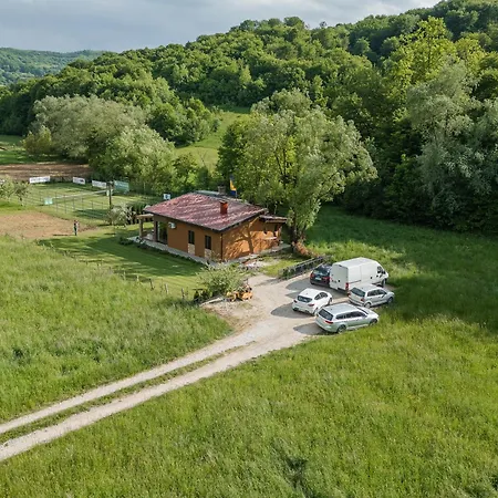 Mali Wimbledon Holiday home Visoko